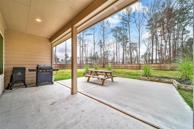 2818 Roman Forest Boulevard, New Caney, TX 77357
