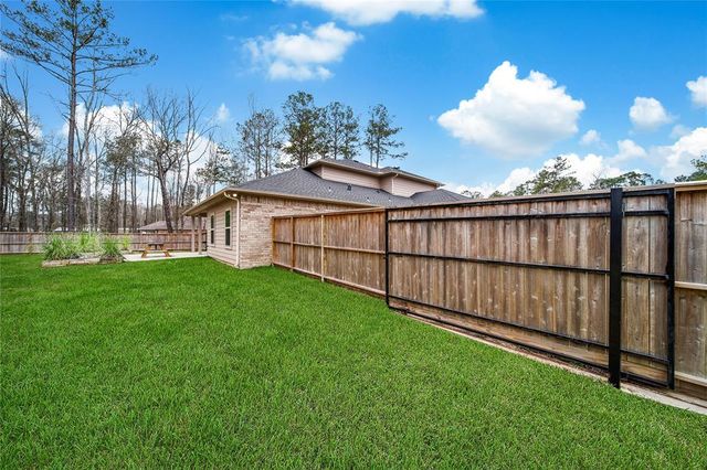 2818 Roman Forest Boulevard, New Caney, TX 77357