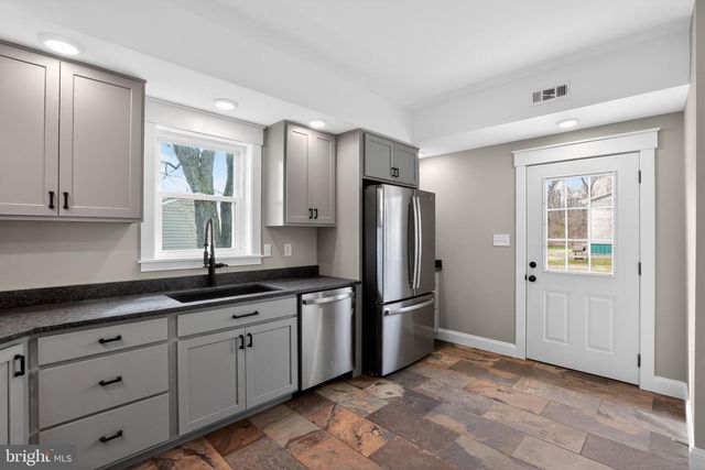 128 MAUGERS MILL RD, Pottstown, PA 19464