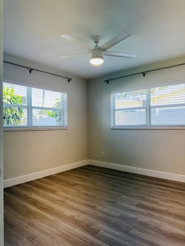 4640 NE 5th Avenue Avenue, Oakland Park, FL 33334