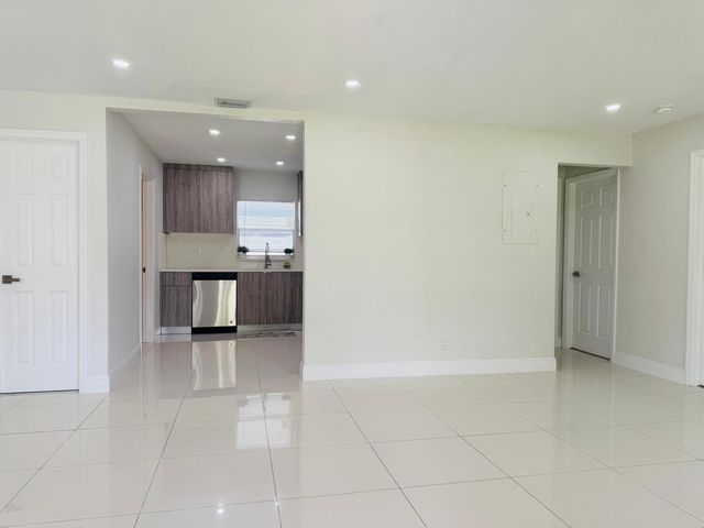 4640 NE 5th Avenue Avenue, Oakland Park, FL 33334