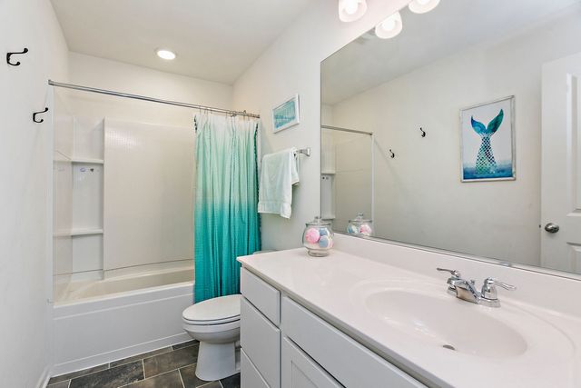 2387 Alison Avenue, Pingree Grove, IL 60140