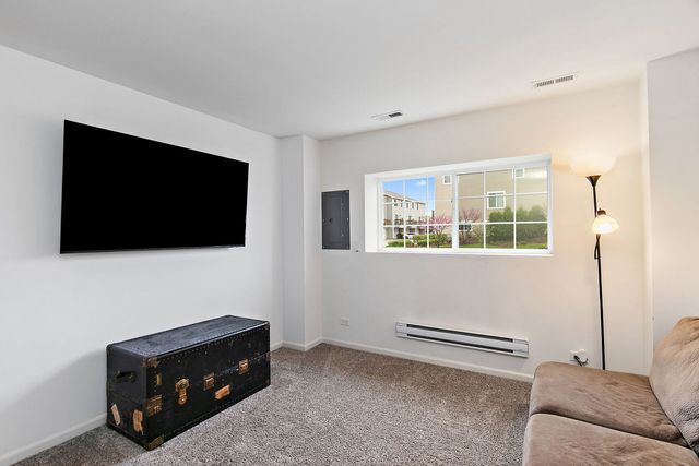 2387 Alison Avenue, Pingree Grove, IL 60140