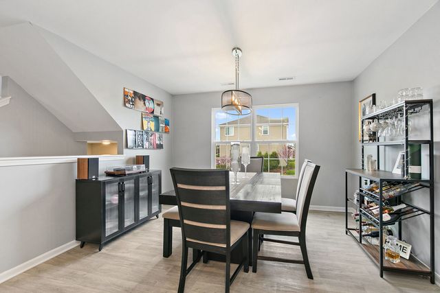 2387 Alison Avenue, Pingree Grove, IL 60140