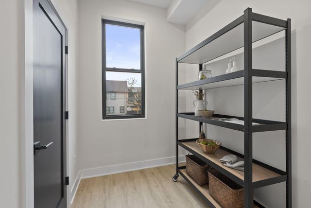 1095 Franklin Avenue, Columbus, OH 43205