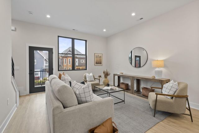 1095 Franklin Avenue, Columbus, OH 43205