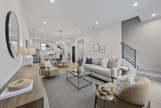 1095 Franklin Avenue, Columbus, OH 43205