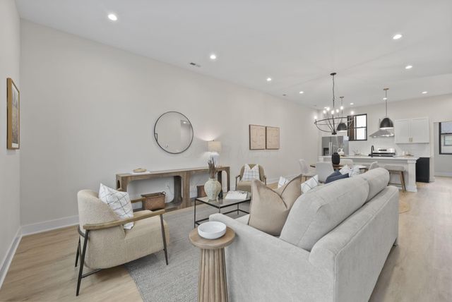 1095 Franklin Avenue, Columbus, OH 43205