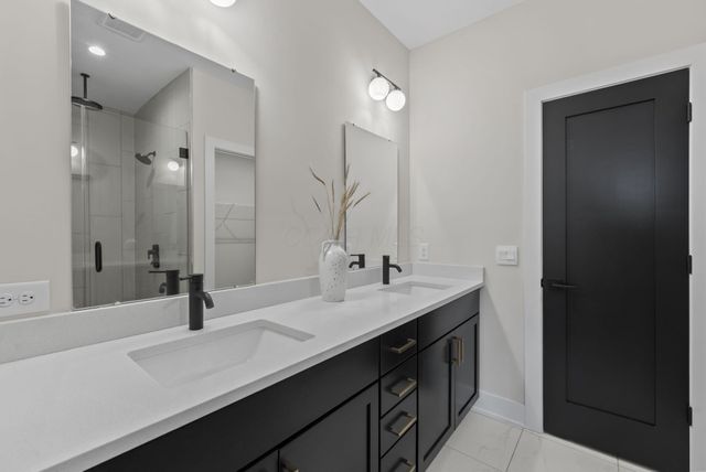 1095 Franklin Avenue, Columbus, OH 43205