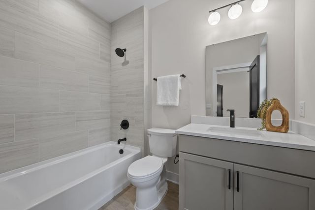 1095 Franklin Avenue, Columbus, OH 43205