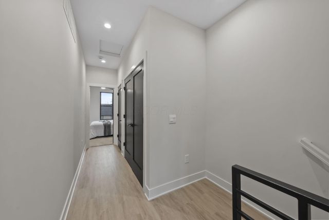 1095 Franklin Avenue, Columbus, OH 43205