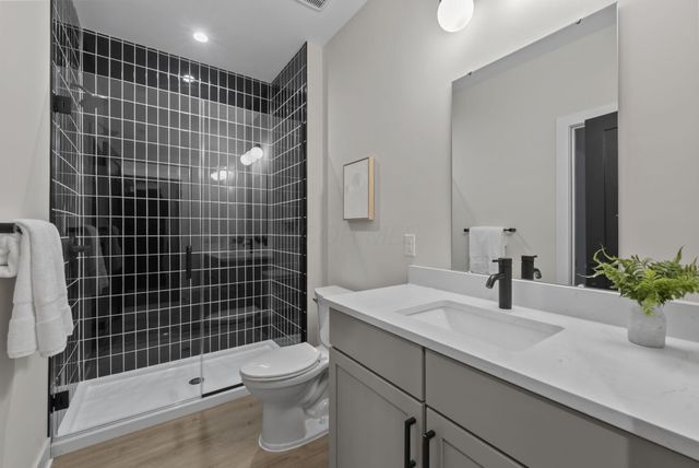 1095 Franklin Avenue, Columbus, OH 43205