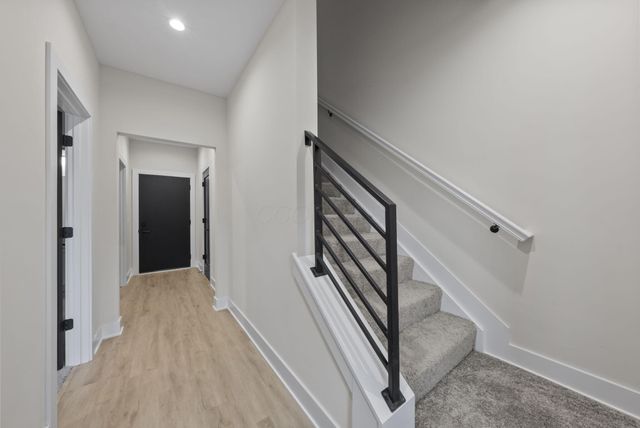 1095 Franklin Avenue, Columbus, OH 43205