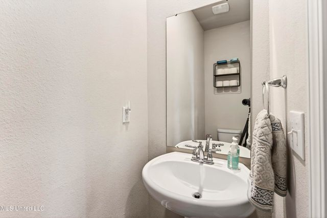 7131 Sonoma Drive, Biloxi, MS 39532