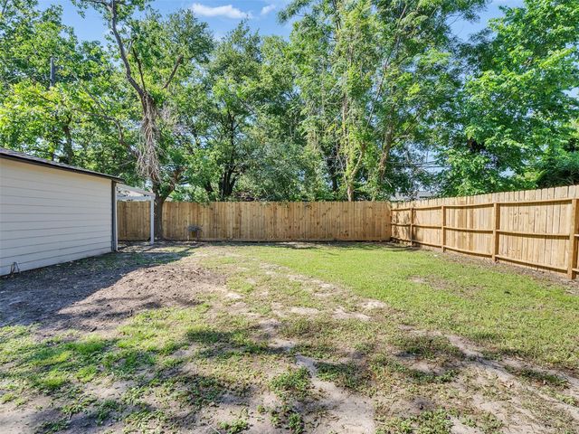 7426 Stephanie Drive, Deer Park, TX 77536