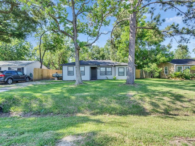 7426 Stephanie Drive, Deer Park, TX 77536