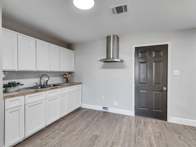 7426 Stephanie Drive, Deer Park, TX 77536