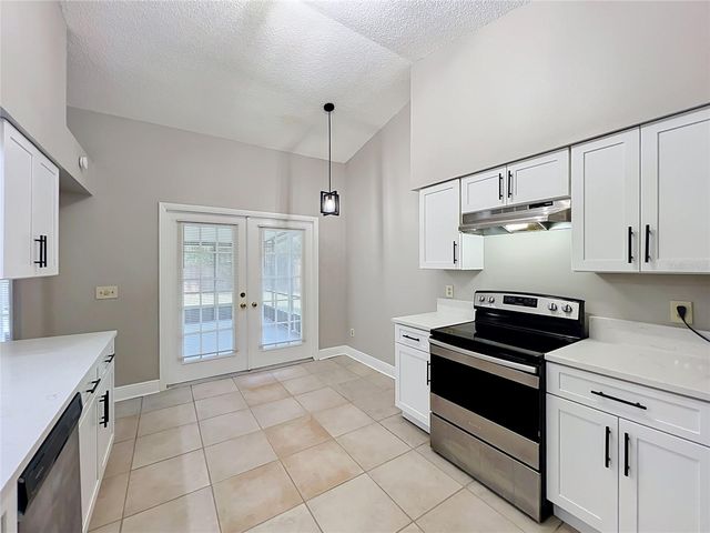 502 HAGER DR, Ocoee, FL 34761