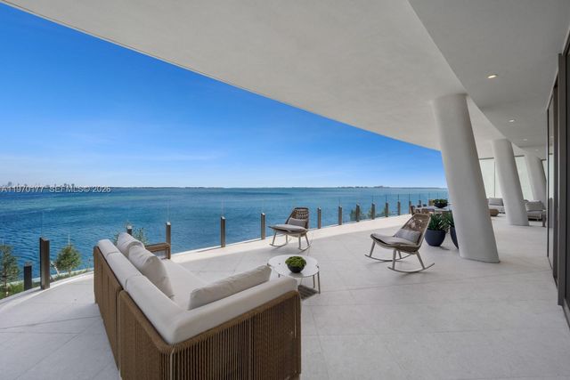 5 Grove Isle Drive M204, Coconut Grove, FL 33133