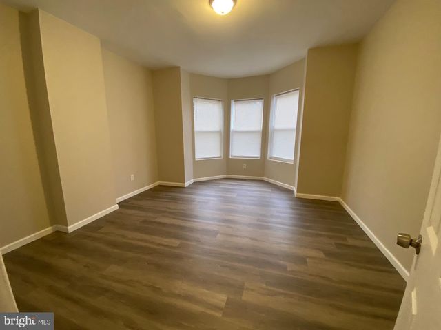 1833 S 6TH ST, Camden, NJ 08104