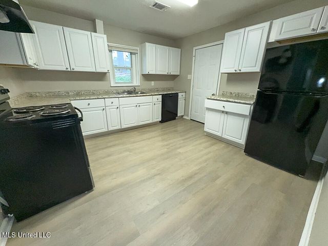 351 Lawrence Road, Jackson, MS 39206