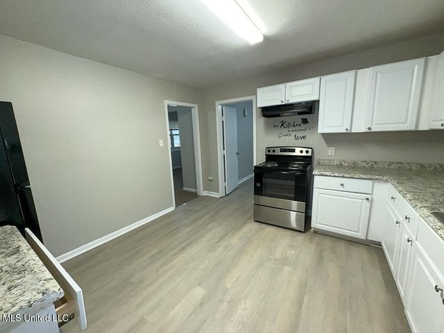 351 Lawrence Road, Jackson, MS 39206