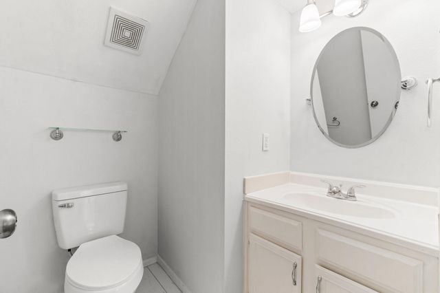 6 Fairmeade Bend Drive, The Woodlands, TX 77381