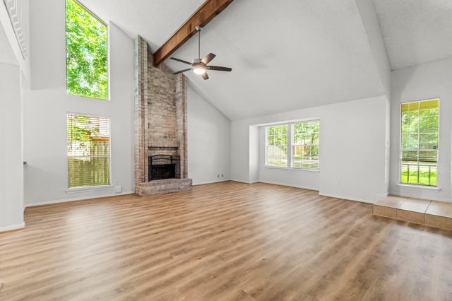 6 Fairmeade Bend Drive, The Woodlands, TX 77381