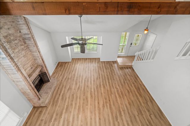 6 Fairmeade Bend Drive, The Woodlands, TX 77381