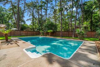 6 Fairmeade Bend Drive, The Woodlands, TX 77381