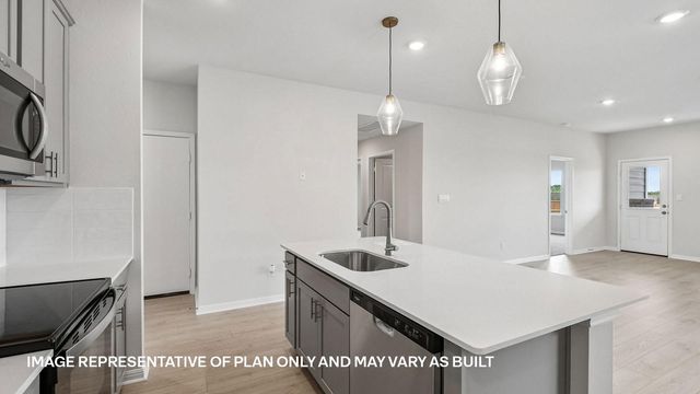 233 Cascade Falls LN, Marble Falls, TX 78654