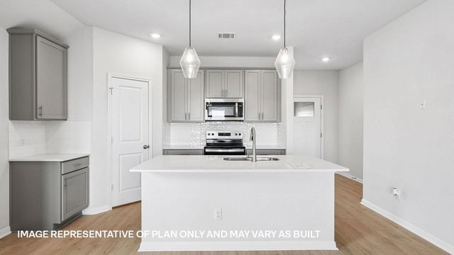 233 Cascade Falls LN, Marble Falls, TX 78654