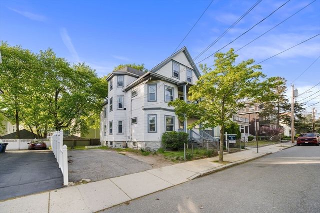 29-31 Victoria St, Somerville, MA 02144