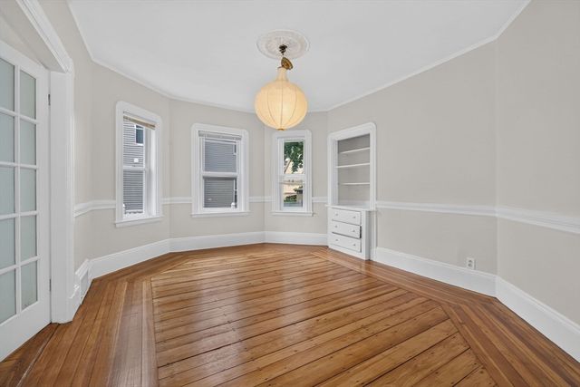 29-31 Victoria St, Somerville, MA 02144