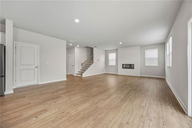 786 Ruddy Drive, Grayson, GA 30017