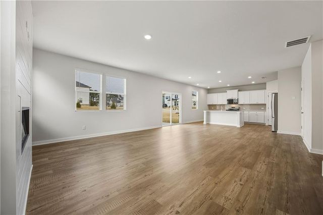 786 Ruddy Drive, Grayson, GA 30017