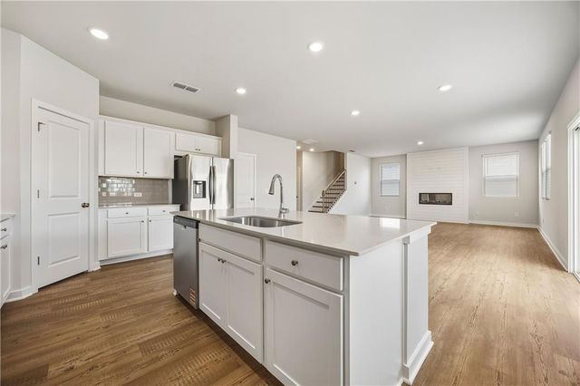 786 Ruddy Drive, Grayson, GA 30017