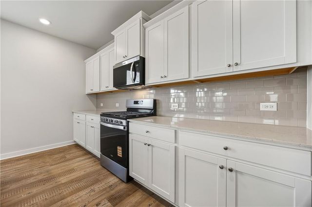 786 Ruddy Drive, Grayson, GA 30017