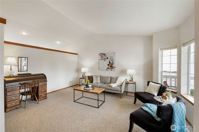 28120 236th Avenue SE, Maple Valley, WA 98038