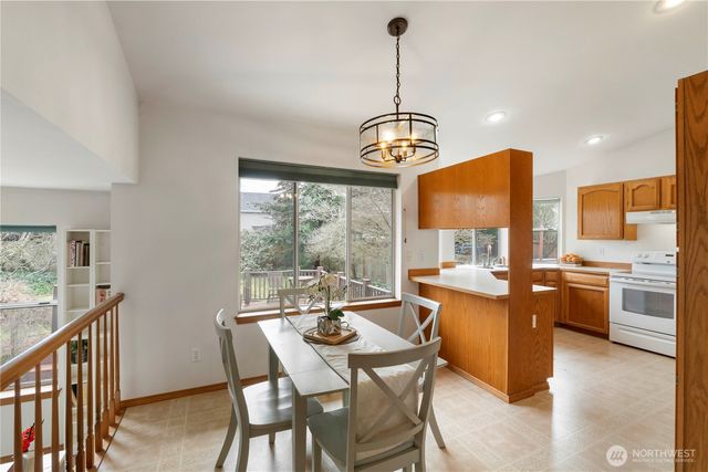 28120 236th Avenue SE, Maple Valley, WA 98038