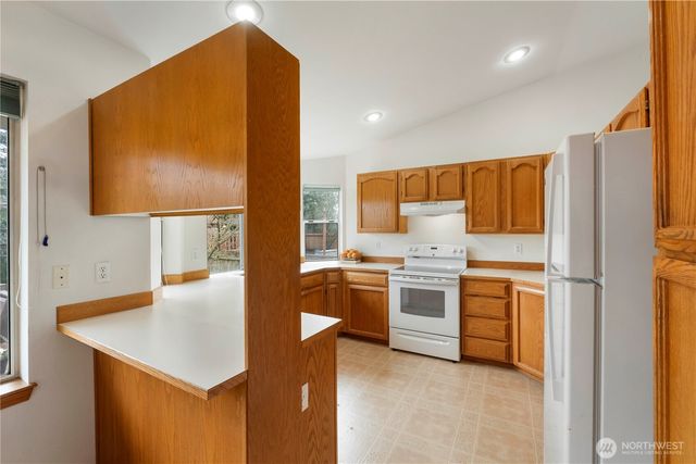 28120 236th Avenue SE, Maple Valley, WA 98038