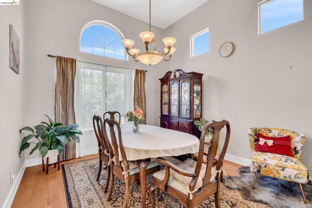 1281 Sea Vista Dr, Brentwood, CA 94513