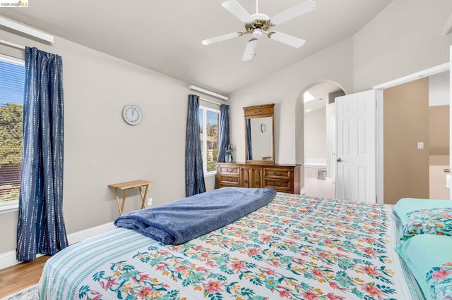 1281 Sea Vista Dr, Brentwood, CA 94513