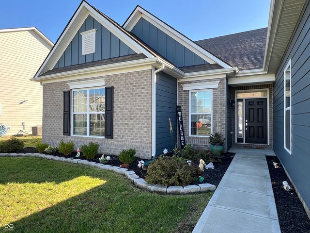1479 Classic Avenue, Greenwood, IN 46143