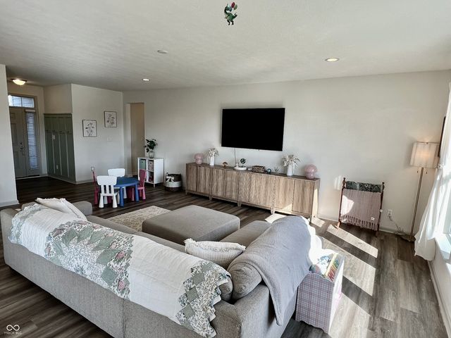 1479 Classic Avenue, Greenwood, IN 46143