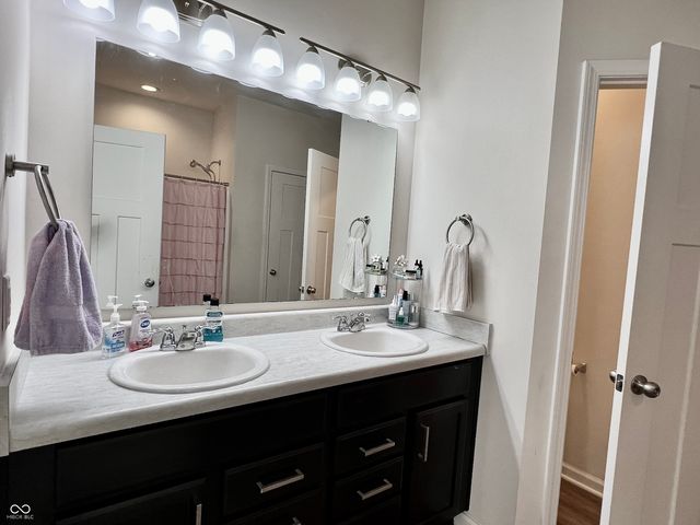 1479 Classic Avenue, Greenwood, IN 46143
