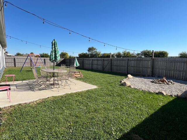 1479 Classic Avenue, Greenwood, IN 46143