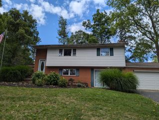 129 Shalimar Drive, Newark, OH 43055