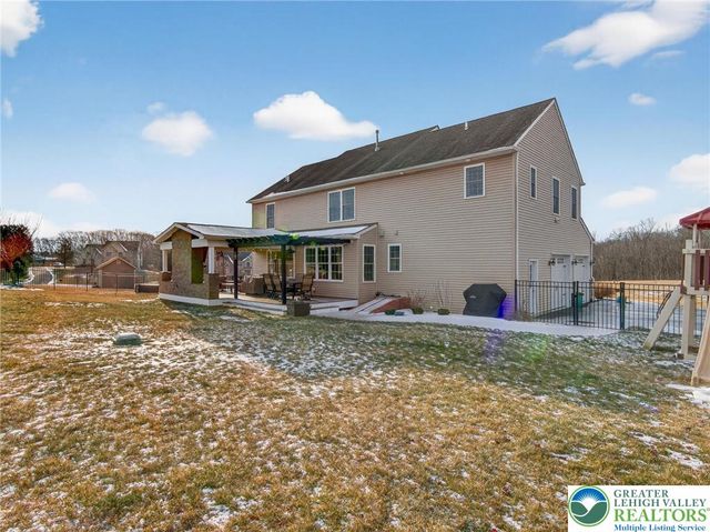 1455 Saratoga Circle, Weisenberg Twp, PA 18031