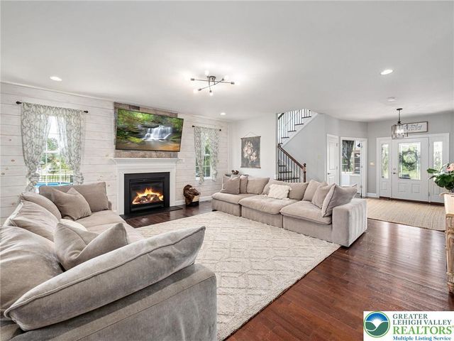 1455 Saratoga Circle, Weisenberg Twp, PA 18031